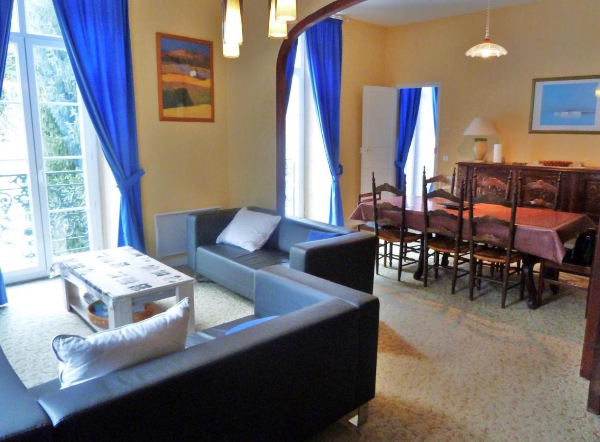 Vaste Appartement, Lumineux, 8 Couchages Eaux-Bonnes Luaran gambar